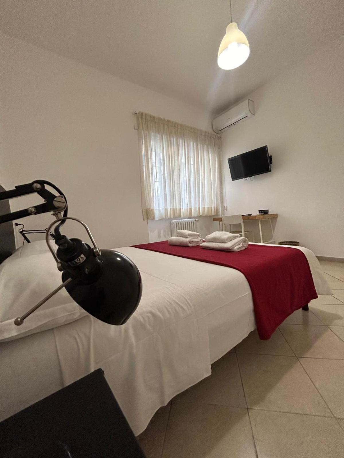 Peppe'S Bed Hotel Roma Exterior foto
