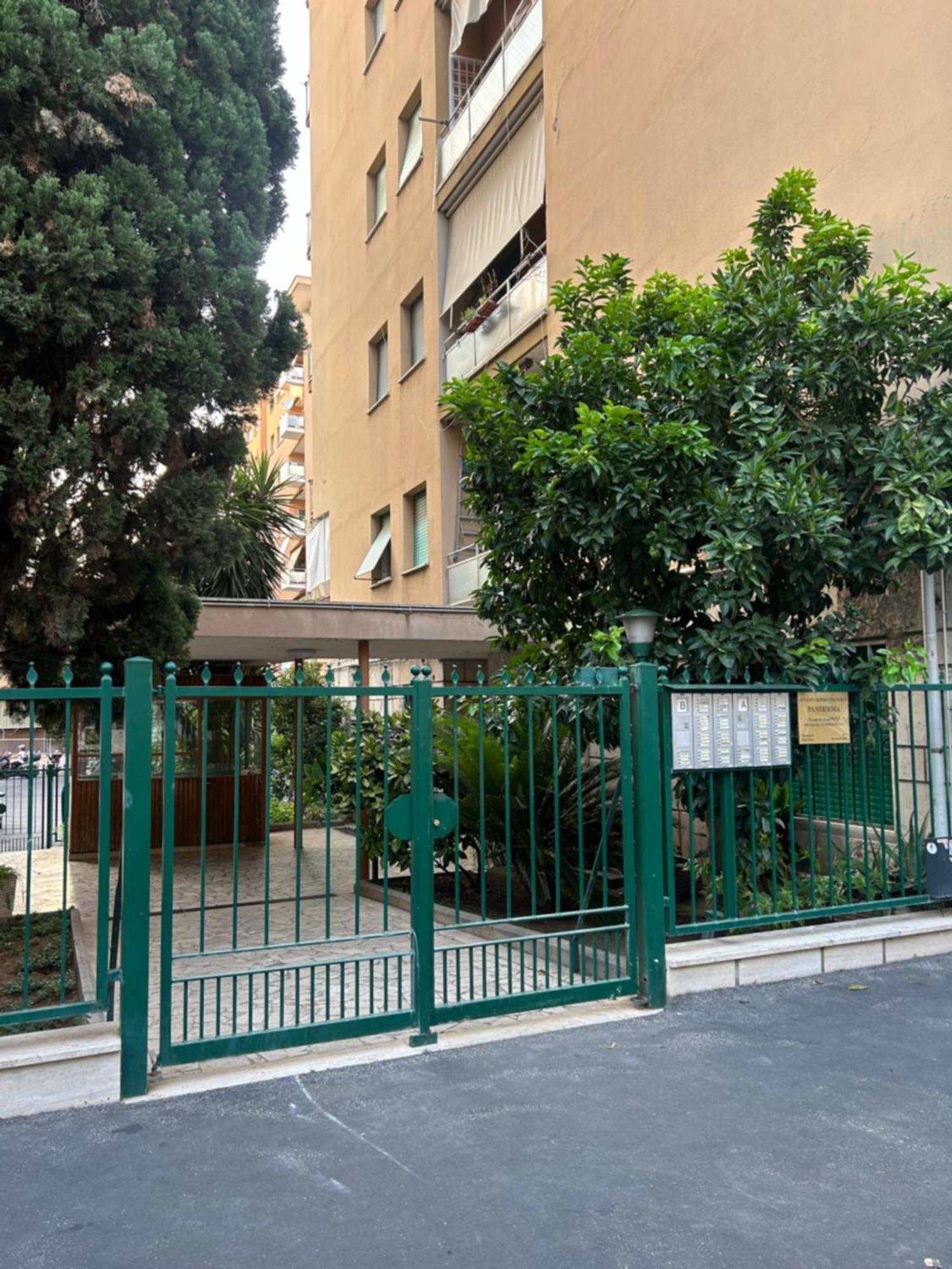 Peppe'S Bed Hotel Roma Exterior foto